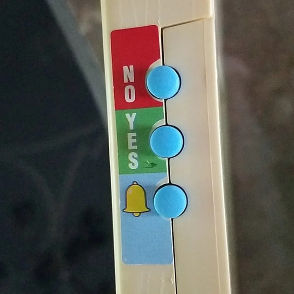 1990's Barbie Classroom Talking Chalkboard w/Desks - Picture 6 of 6